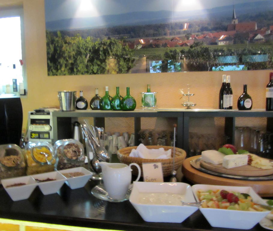 Hotel Weinblatt Sommerach Bagian luar foto